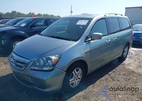 2005 Honda Odyssey Ex-L from USA, damaged, VIN 5FNRL38645B081893